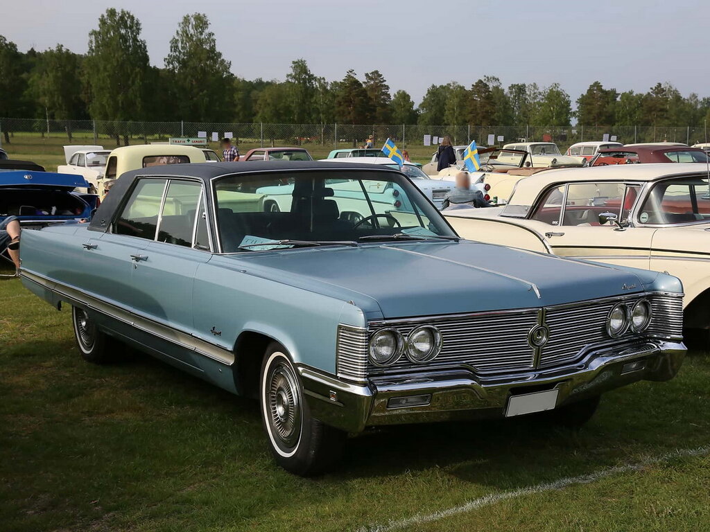 Chrysler Imperial 9 поколение, рестайлинг, седан (10.1967 - 09.1968)